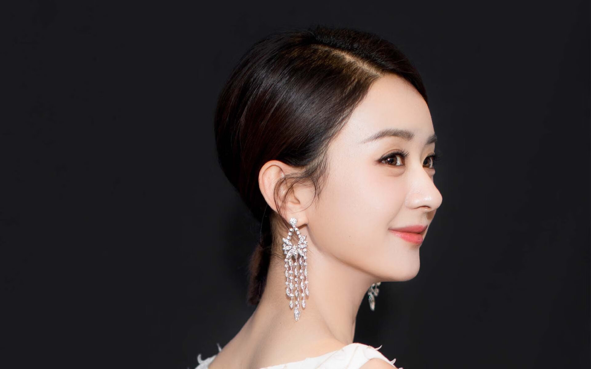 国家队年轻化是否只是表面现象,国家青年队年龄要求